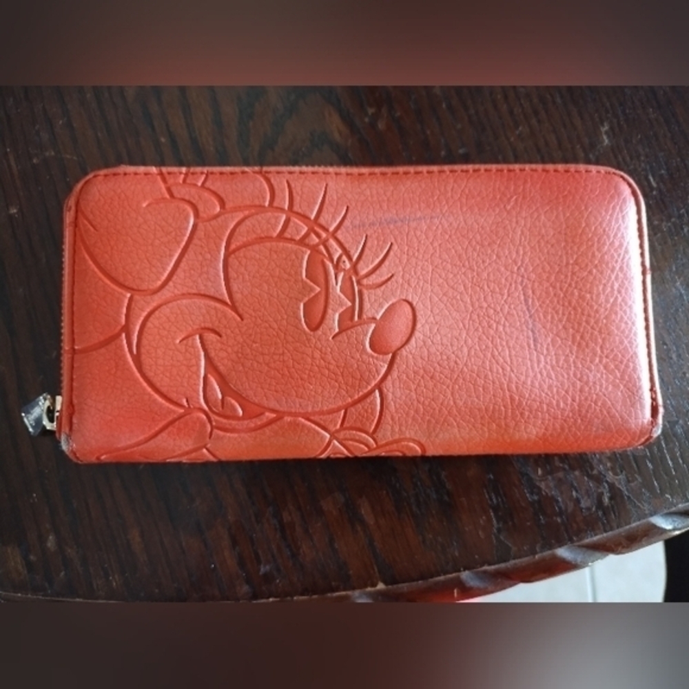 Disney's minnie‎ mouse loungefly wallet